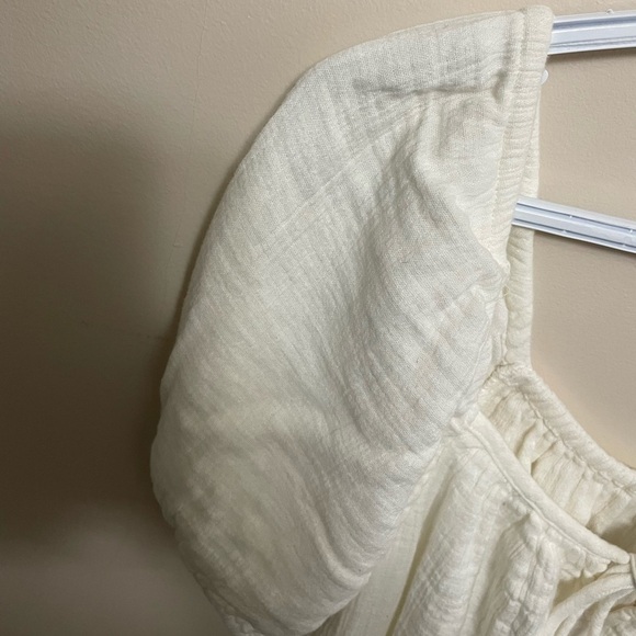 ❤️Aerie Puff Sleeve Romper - Picture 5 of 10